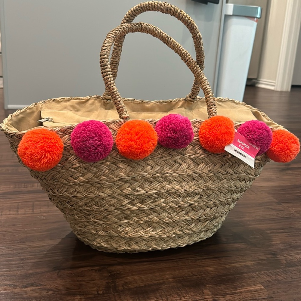 Summer Fiesta Tote purse (NWT)